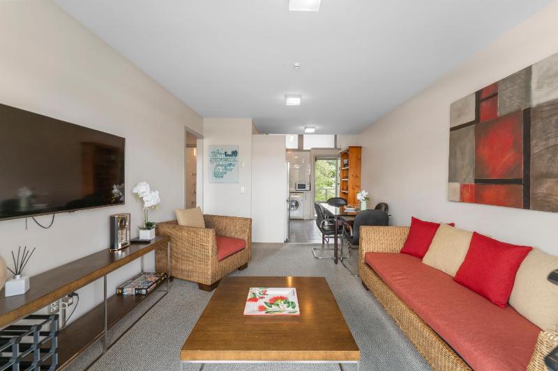 Lake Terrace Apartment - image 11