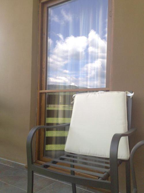 Standard Double Room image 2