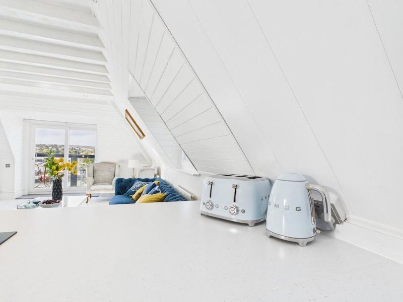 The Boathouse - image 11
