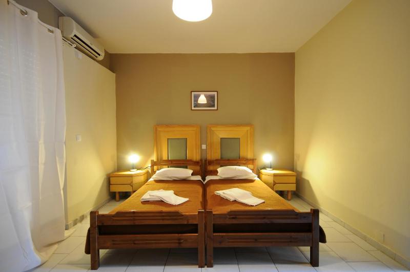 Manias Apartments - image 2