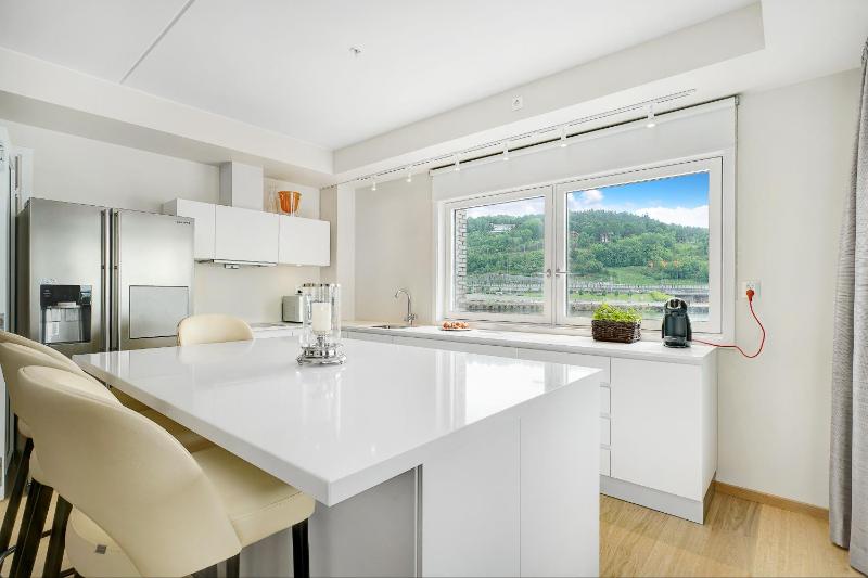 Four-Bedroom Apartment image 3