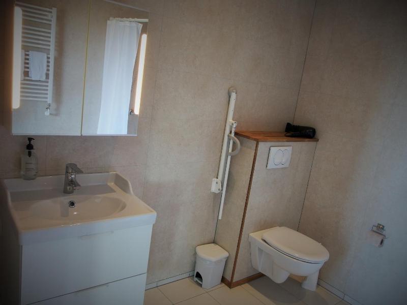 Family Room - Disability Access image 4