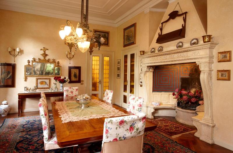 Double Room with Garden View image 4