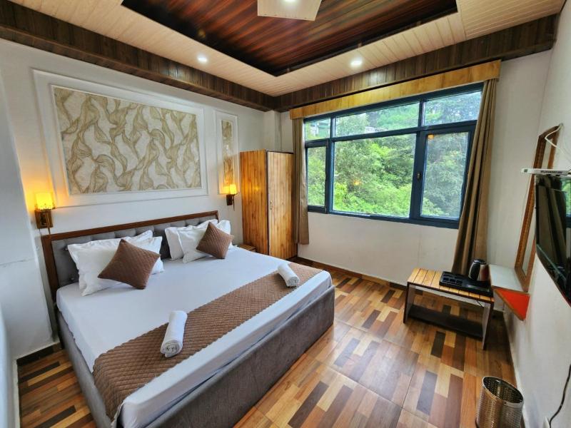 Sirhind Regency - Valley Views & Balcony Rooms - image 15