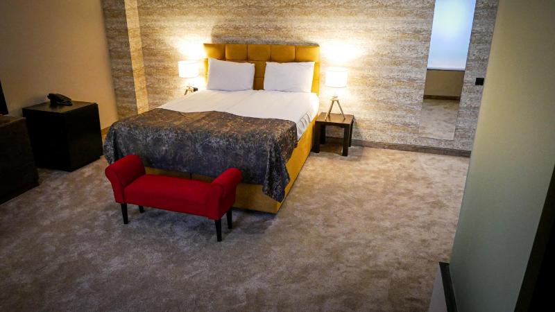 Riverside Boutique Hotel - image 34