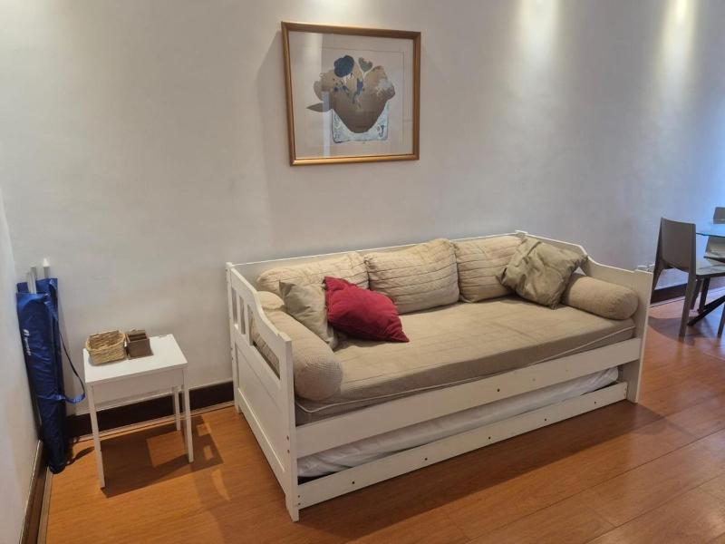 Top Leblon - image 13