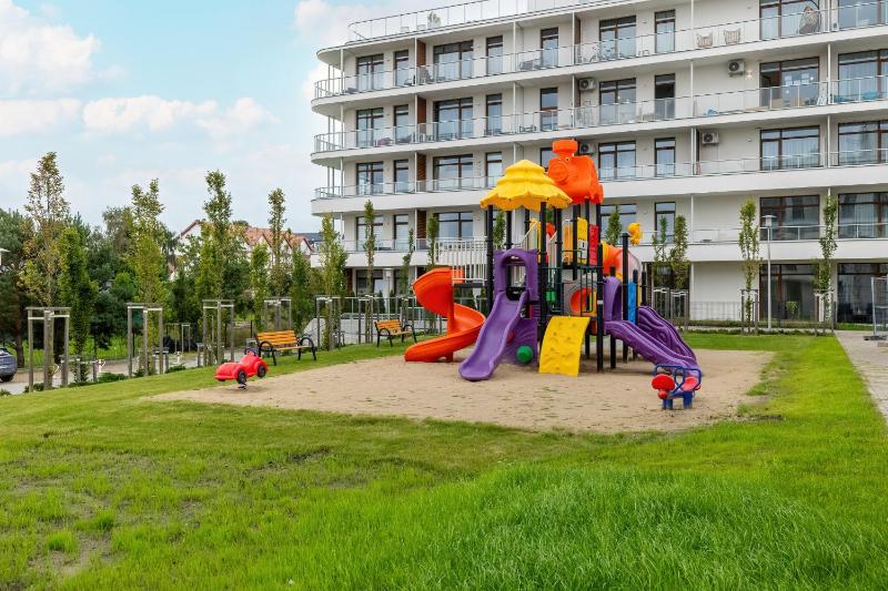 Premium & Elegance Apartments with Pool by Noclegi Renters - image 3