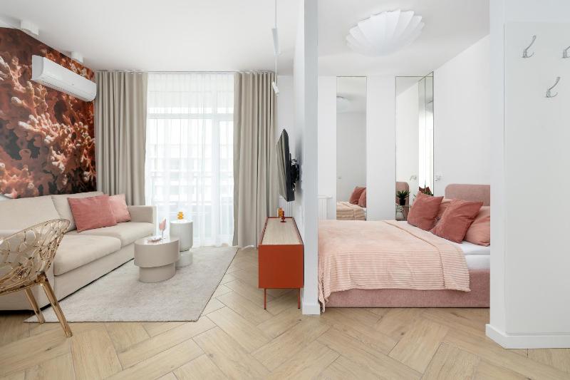 Premium & Elegance Apartments with Pool by Noclegi Renters - image 20