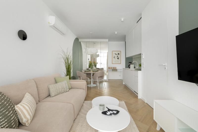 Premium & Elegance Apartments with Pool by Noclegi Renters - image 31