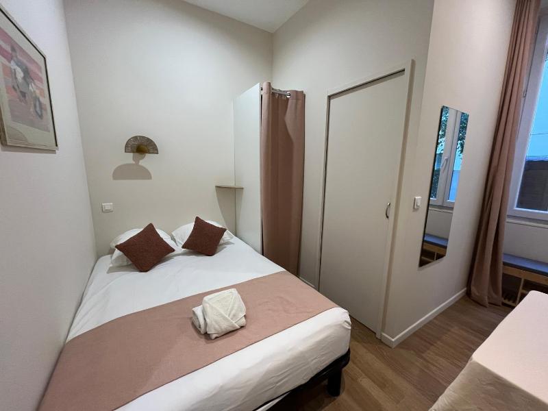 Nice Garden Hotel - image 8