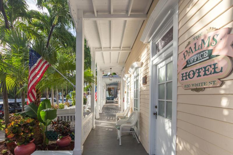 The Palms Hotel - image 27