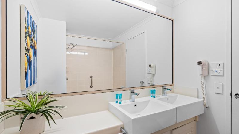 Banyan Shade Studio - image 13