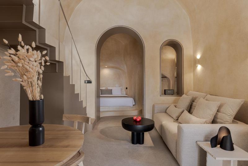 Caldera's Dream Cave House with hot tub & sea view - image 28