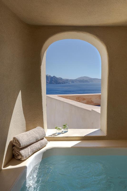 Caldera's Dream Cave House with hot tub & sea view - image 21