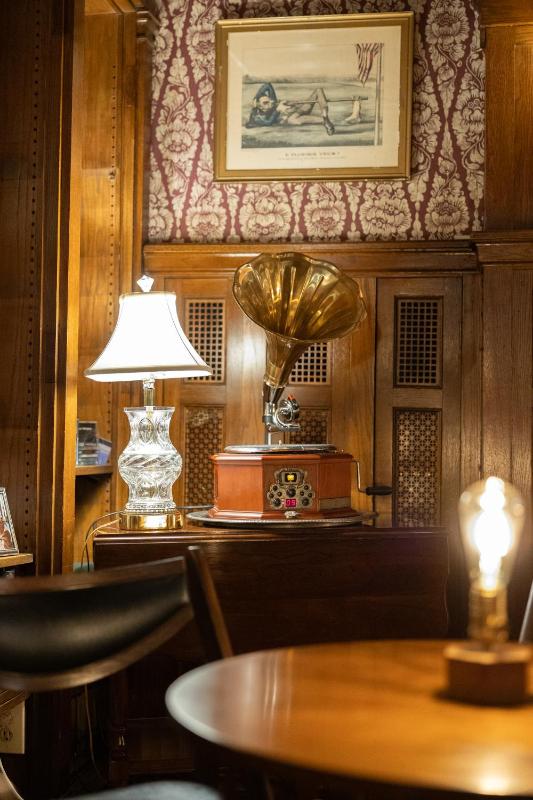 Hotel Tabard Inn - image 7