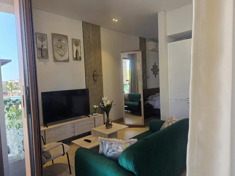Rotana Hawana Luxurious Apartment RV06-101 - image 11
