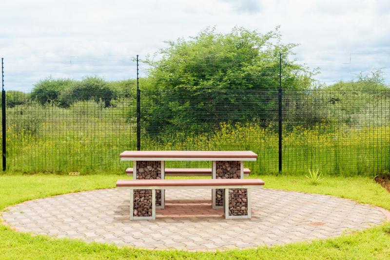 charming retreat - image 11
