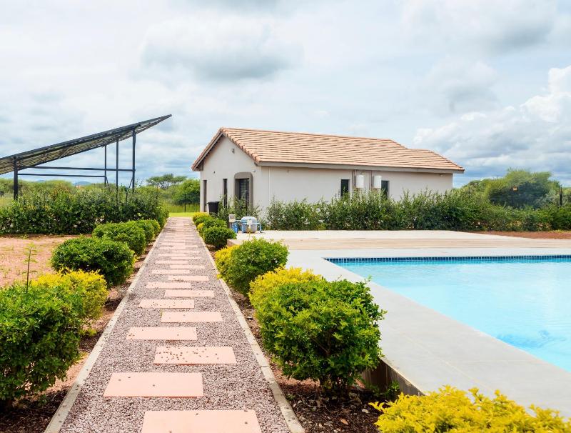 charming retreat - image 6