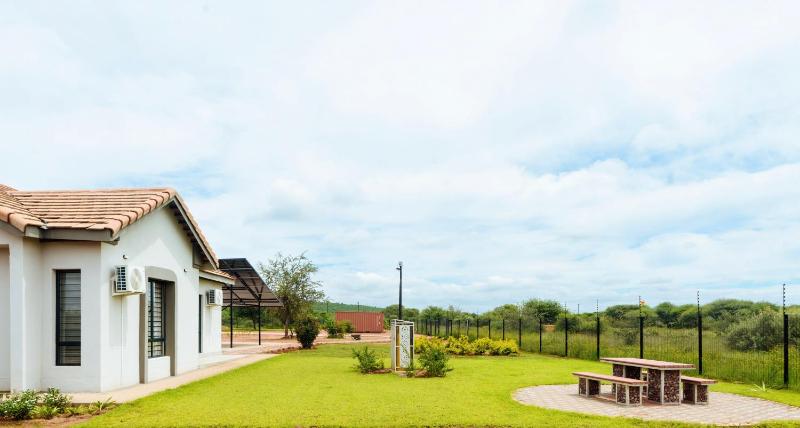 charming retreat - image 14