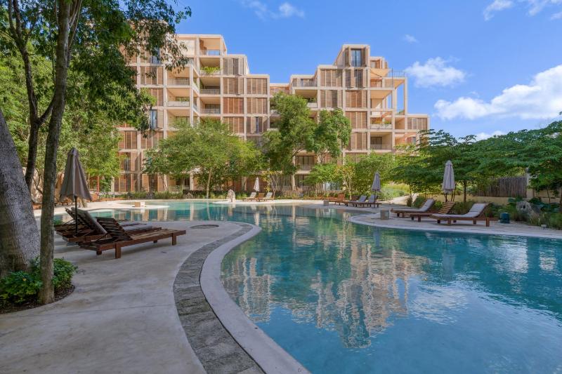 Corasol Relaxed Stay with Terrace & Full Amenities - image 7