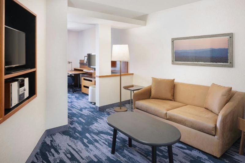 Fairfield Inn & Suites by Marriott Jacksonville Airport - image 30