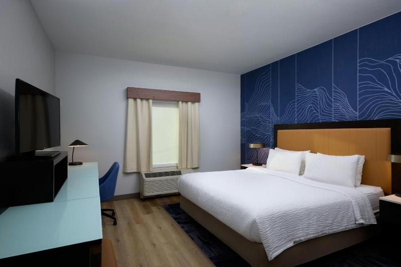 Fairfield Inn & Suites by Marriott Denver Downtown - image 16