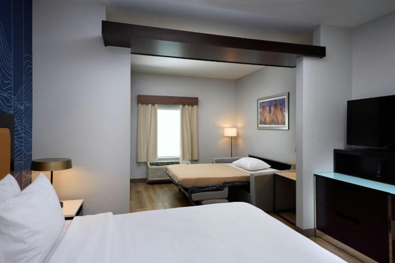 Fairfield Inn & Suites by Marriott Denver Downtown - image 38