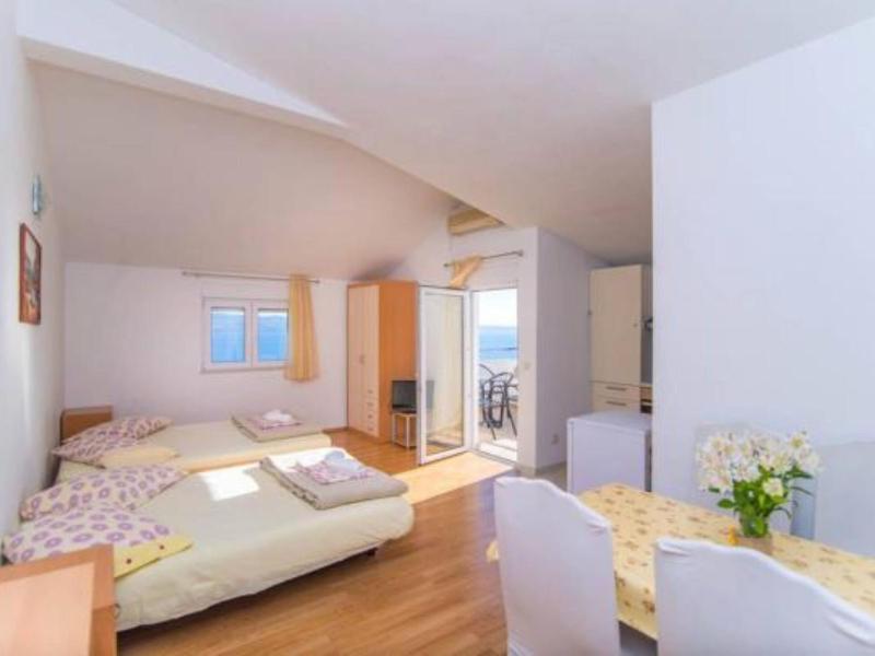 Apartmani Cihorich - Studio Apartment - image 23
