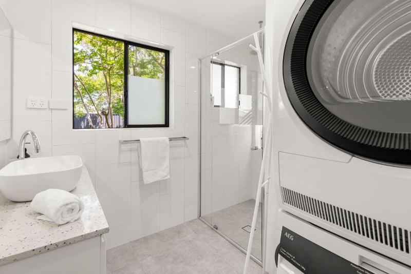Beach Haus - Pet Friendly - 2 Mins Walk to Beach - image 16