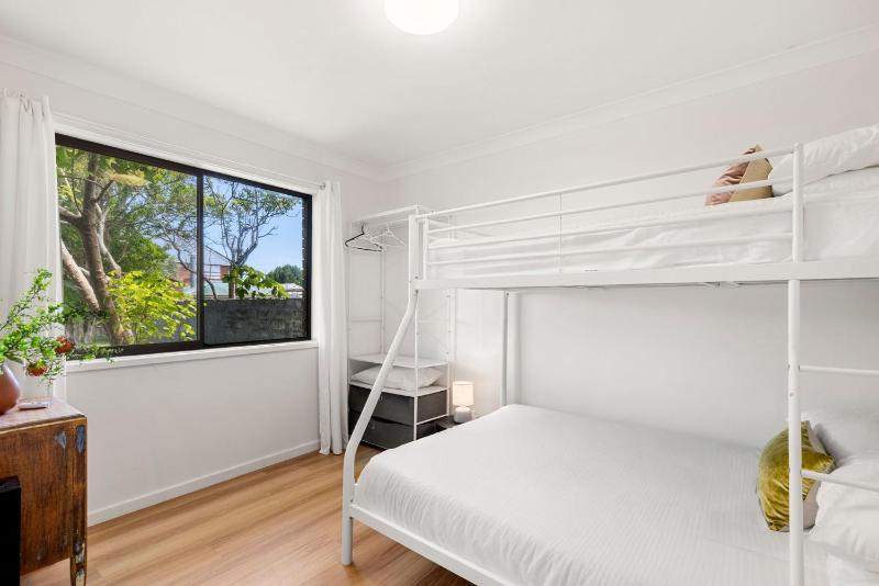 Beach Haus - Pet Friendly - 2 Mins Walk to Beach - image 22