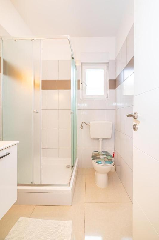 Family-friendly apartments with swimming pool Vir - 23976 - image 9