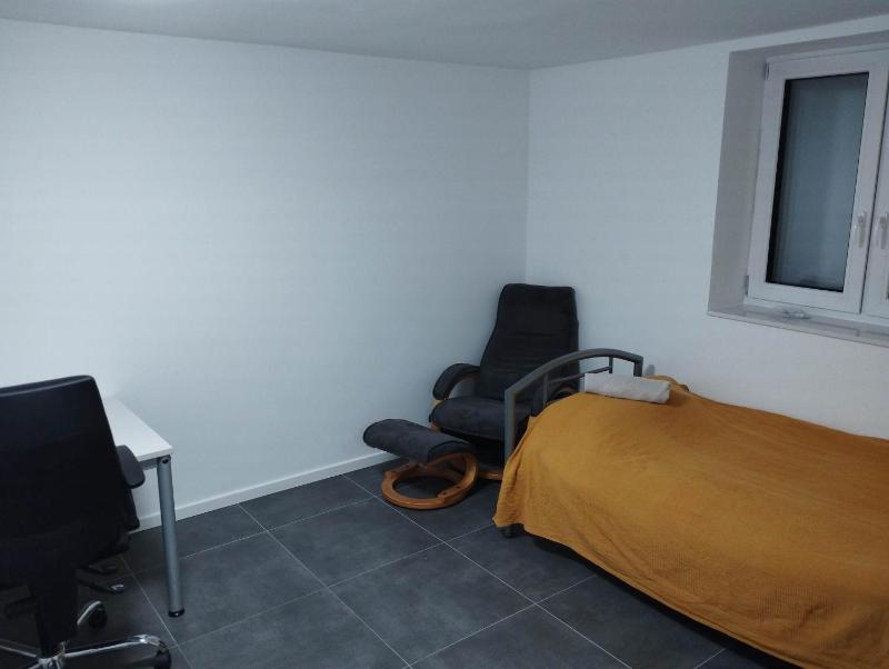 Möblierte Zimmer in privater Wohnung in Köln Heimersdorf - image 9