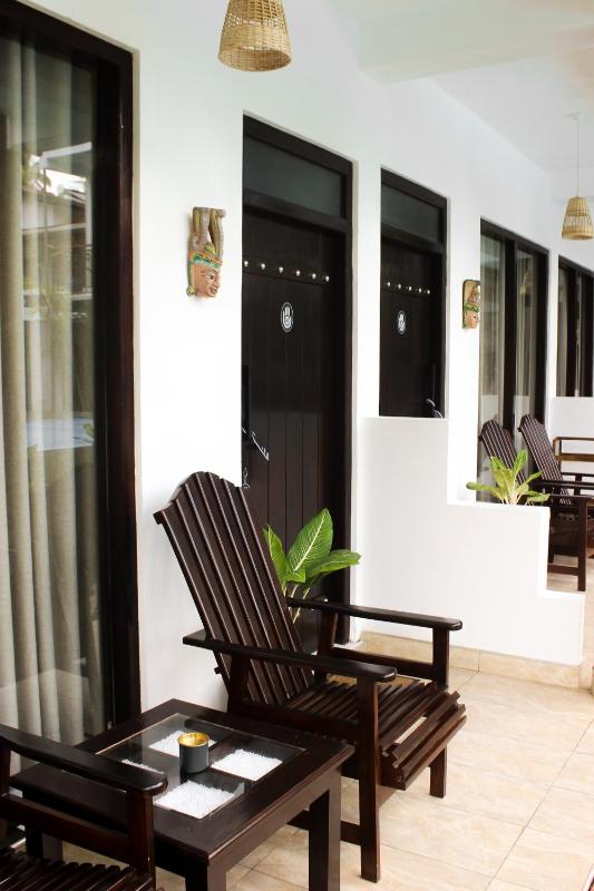 Santino Boutique - image 11