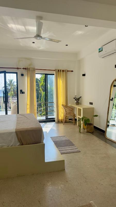 Calma Cafe - Surf Stay and Yoga - image 10