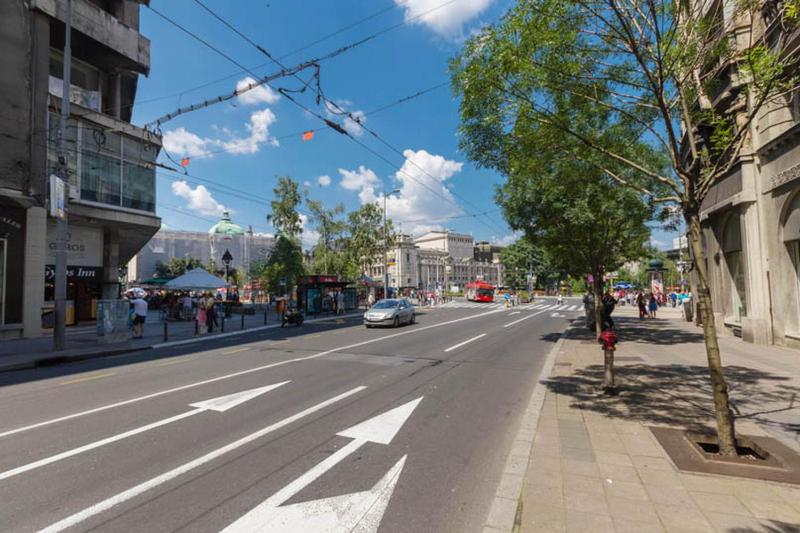 Apartment with Terrace image 3