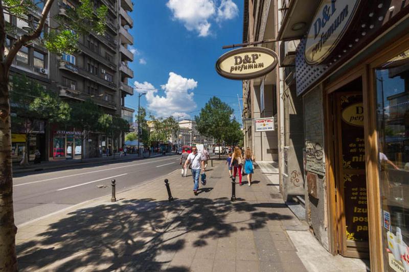 Apartment with Terrace image 4