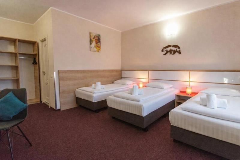 Long Street Hotel - image 3