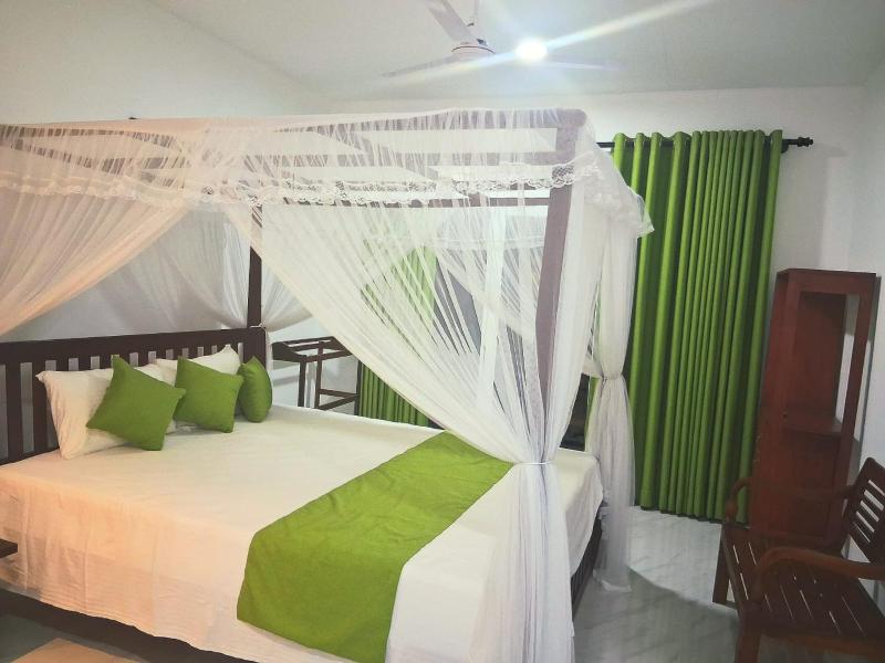 Hotel Corona - image 12