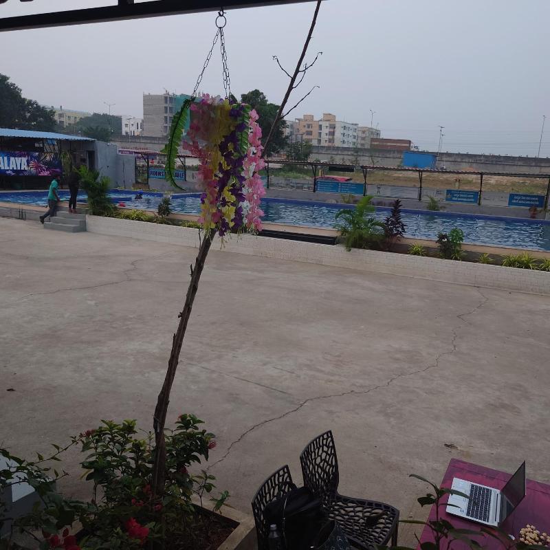 Himalaya Pool & Resort Hotel - image 6