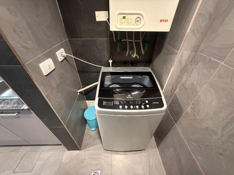 Moderno Monoambiente en Obrajes - image 11