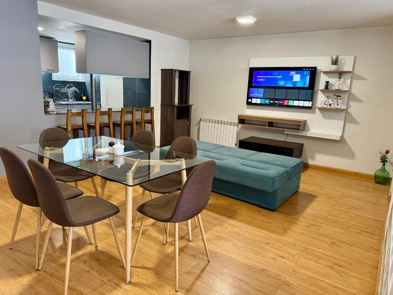 Moderno Monoambiente en Obrajes - image 10