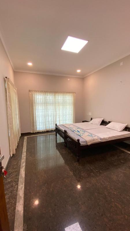 Abida Mansion 4BHK Near MCP Convention Centre Irinjalakuda - image 3