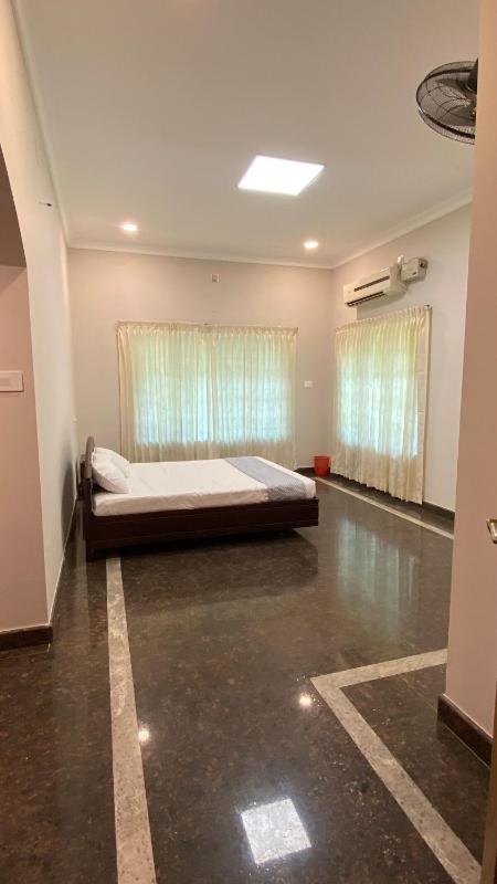 Abida Mansion 4BHK Near MCP Convention Centre Irinjalakuda - image 9