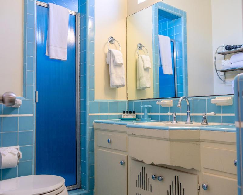 The Hideaway - 21 and Over - A Town & Desert Boutique Hotel - image 3