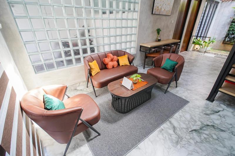 EE 19 Waluyo Syariah Homestay Jogja - image 11