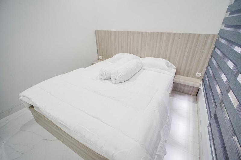 EE 19 Waluyo Syariah Homestay Jogja - image 15