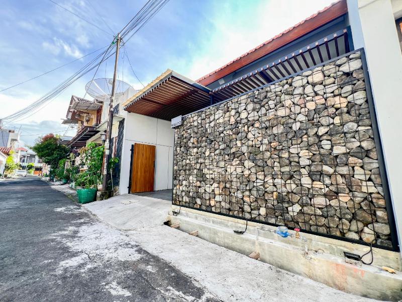 EE 19 Waluyo Syariah Homestay Jogja - image 10