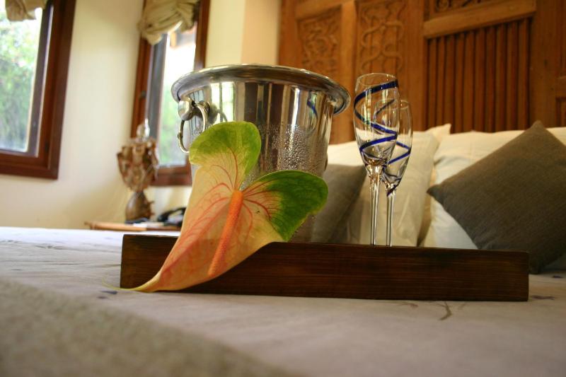Queen Room Wailele image 3