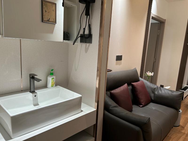 Annie Apartment - only 120 metres from Metro Line 2 Exit B of Chuanxingulou - image 48