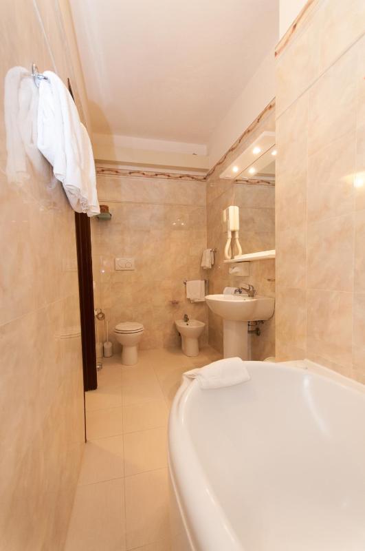 Hotel San Luca - image 10
